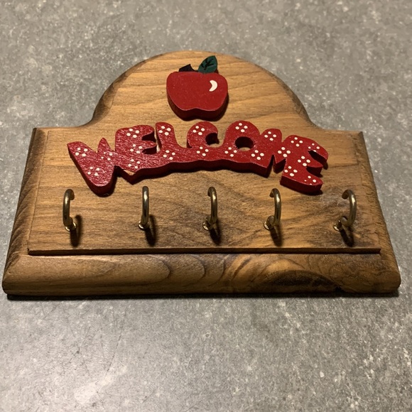 School Teacher classroom wooden wall hooks - Picture 3 of 5